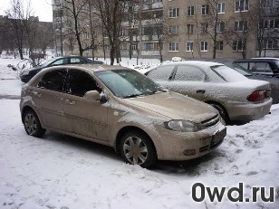 Битый автомобиль Chevrolet Lacetti